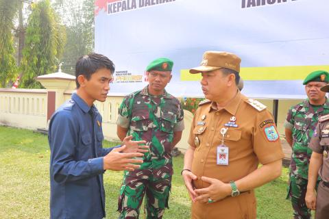 Koordinator Divisi Hukum dan Penyelesaian sengketa sekaligus Plh Ketua Badan Pengawas Pemilihan Umum Kabupaten Merangin Bapak NB Noverminda, S.Pt  